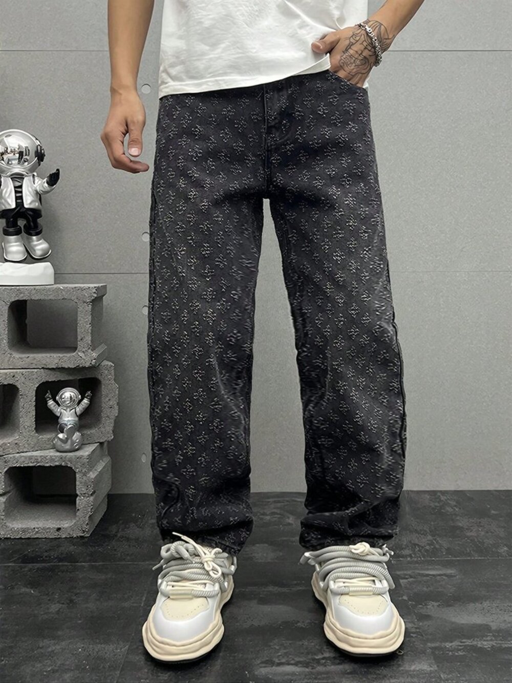 Black Avant-Garde Geometric Button Zipper Fly Loose Fit Mid-Waist Straight Jeans - Picture 3 of 5